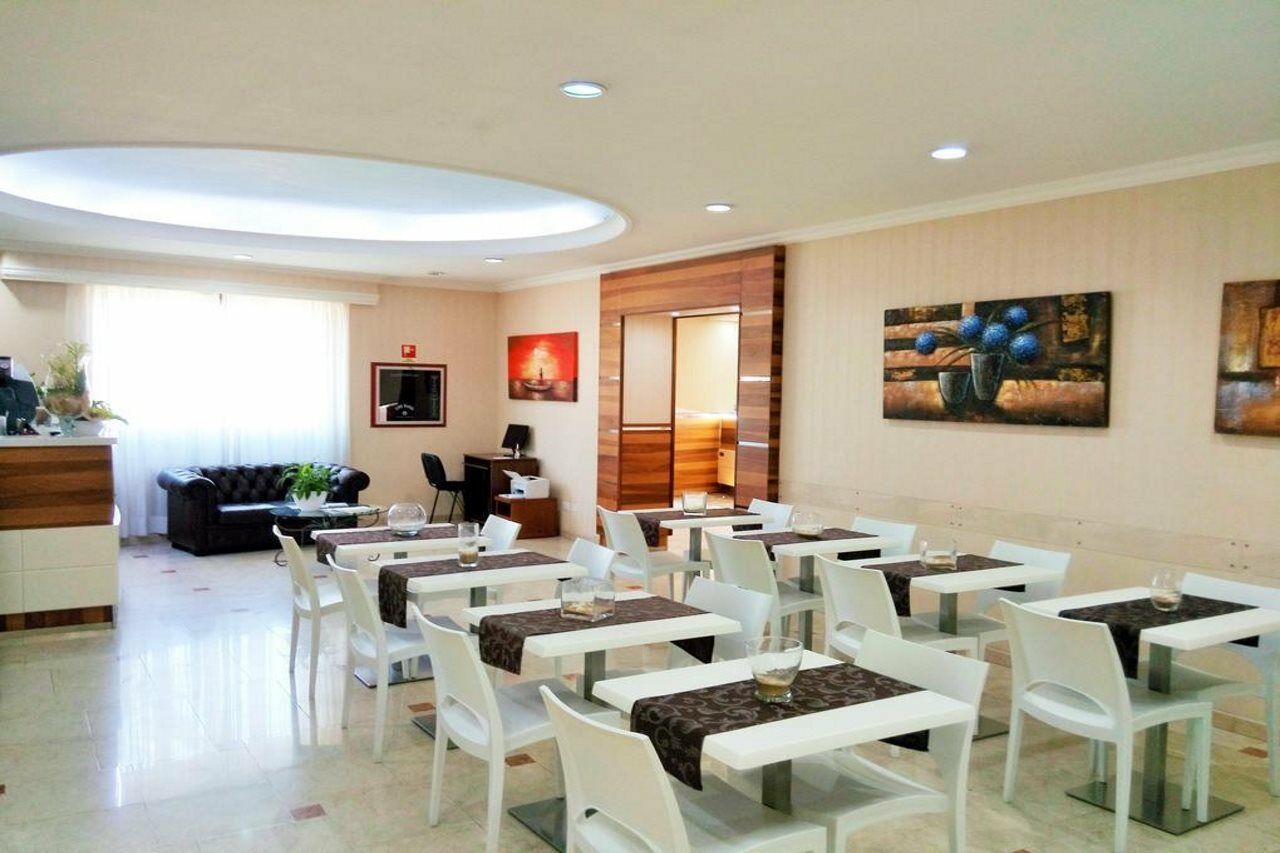 Riviera 4*