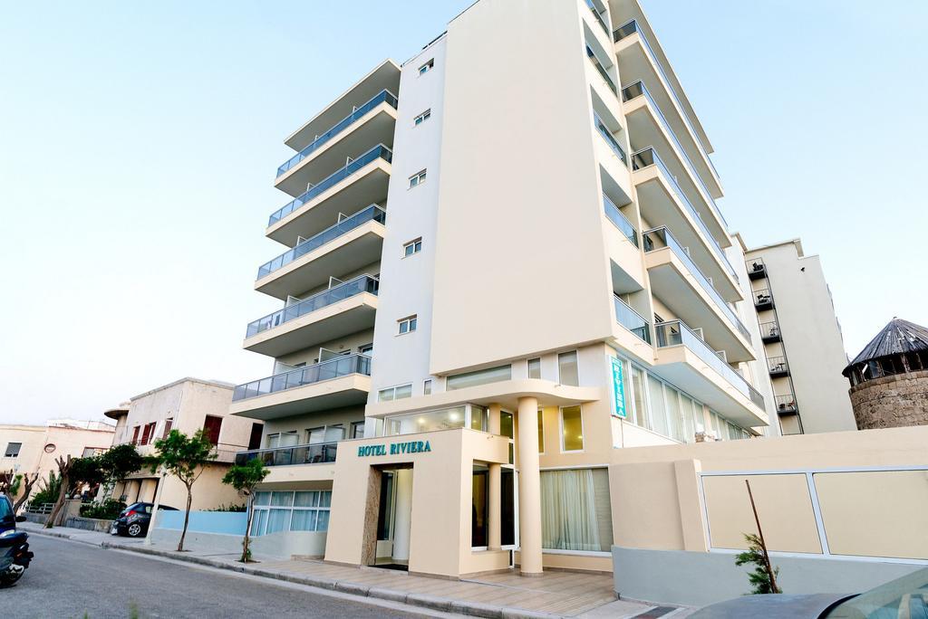 Riviera Hotell
